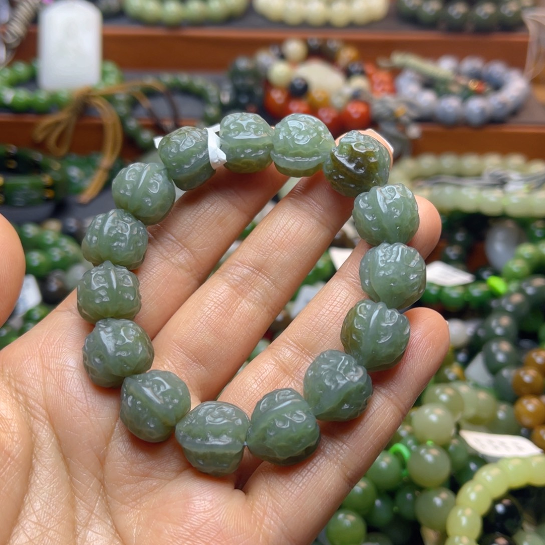 和田玉未镶嵌手链