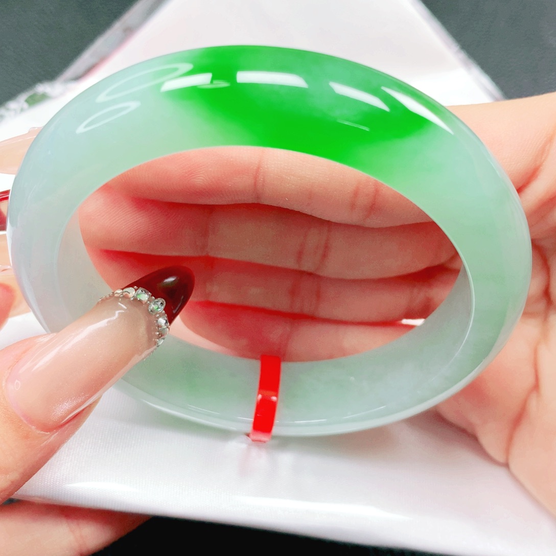 翡翠未镶嵌手镯57.58