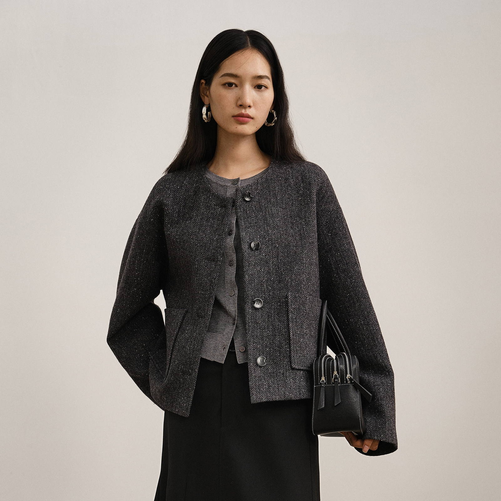 2026早春新款女士夹克绵羊毛桑蚕丝混纺舒适保暖时尚宽松毛呢外套