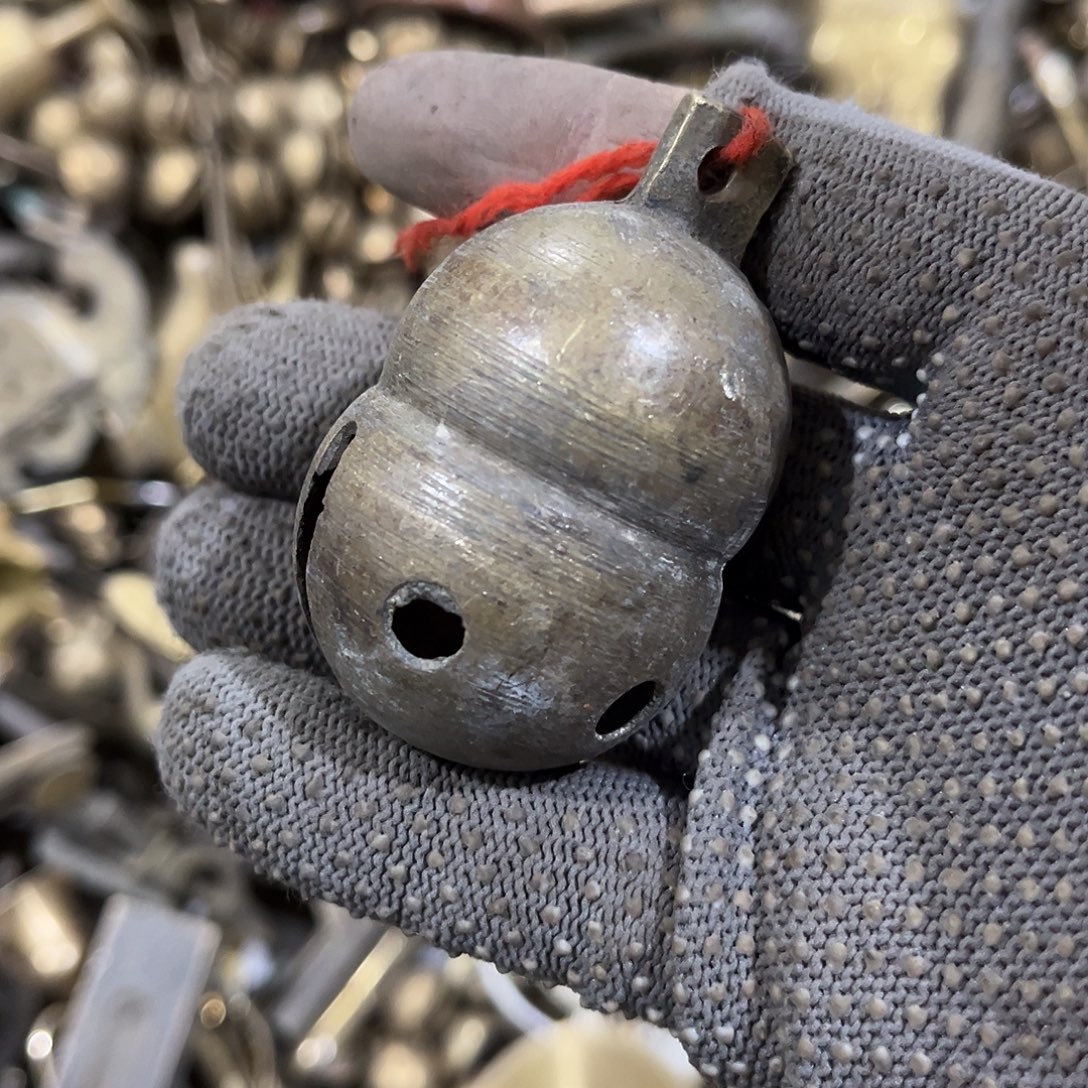 如***利闪电购铜摆件工艺品