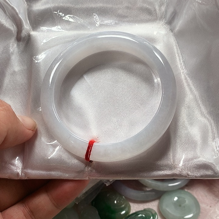 翡翠未镶嵌手镯缅甸翡翠手镯圈口53