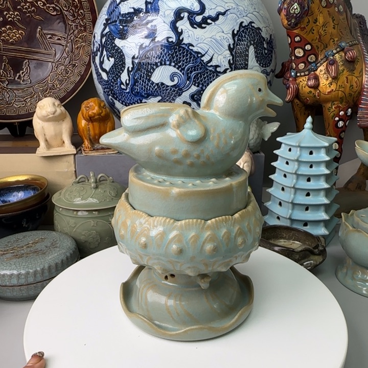 瓷片汝窑熏炉亏米漏漏漏漏