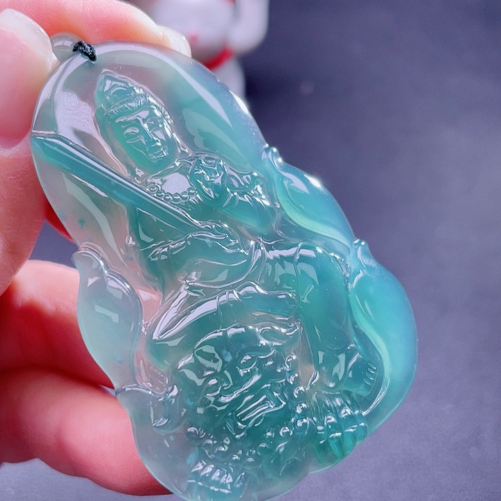 翡翠吊坠(不含链)未镶嵌天**方