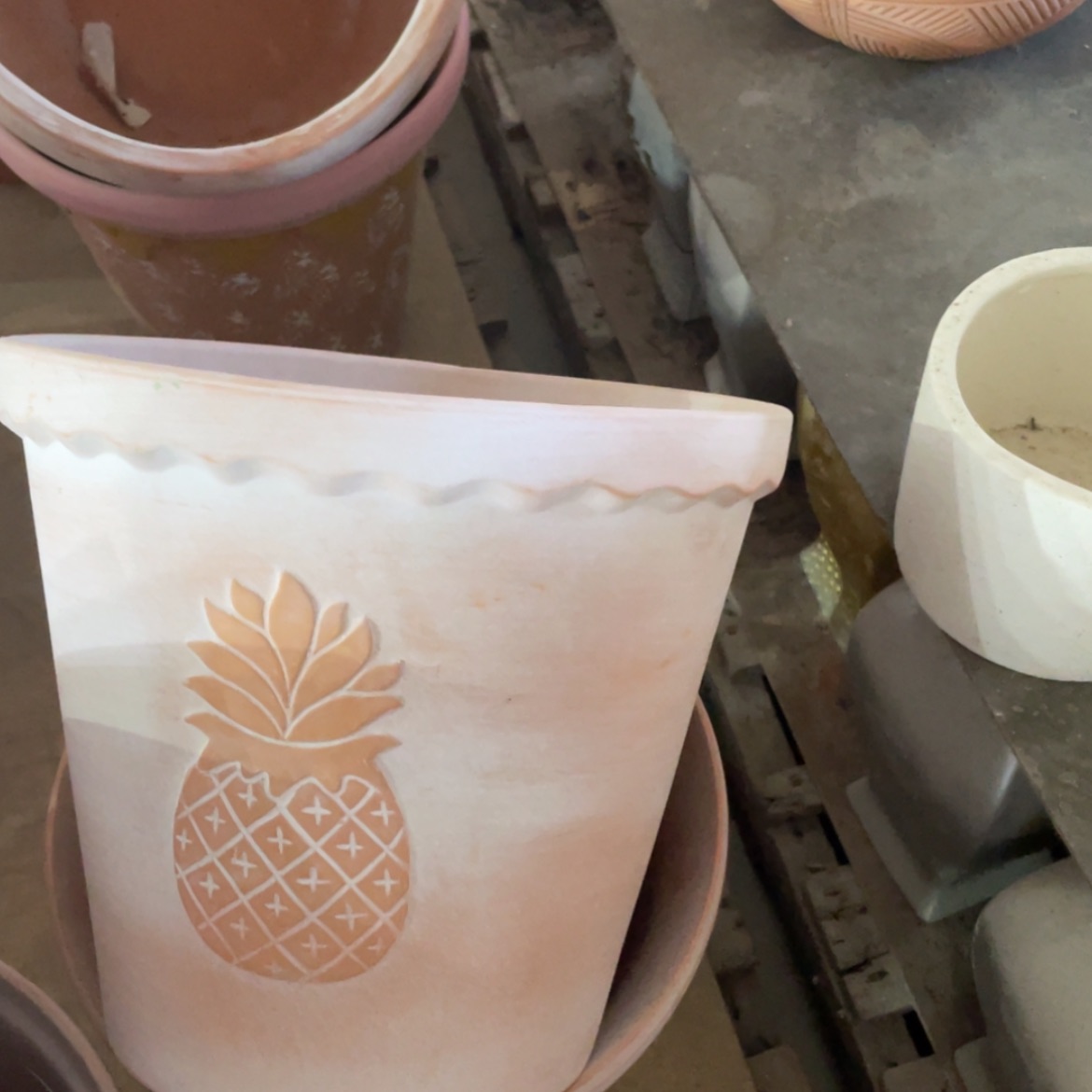 【闪购商品】红陶复古菠萝26-24