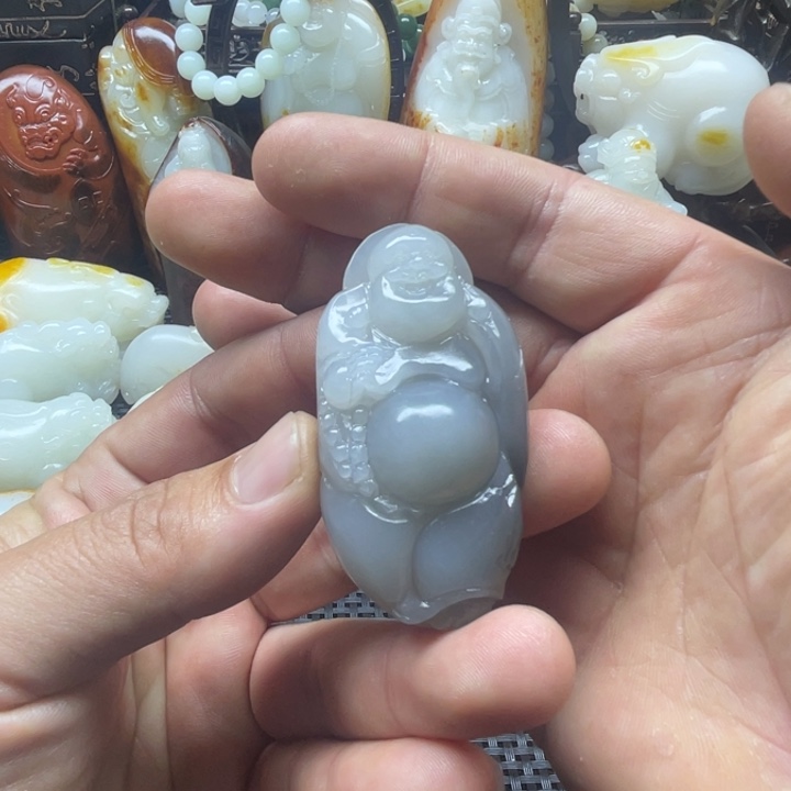 颈饰未镶嵌和田玉