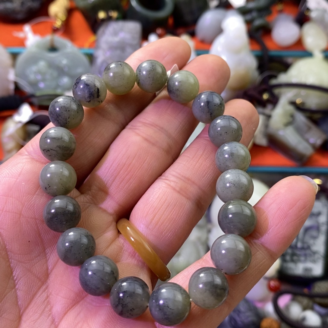 和田玉未镶嵌手链