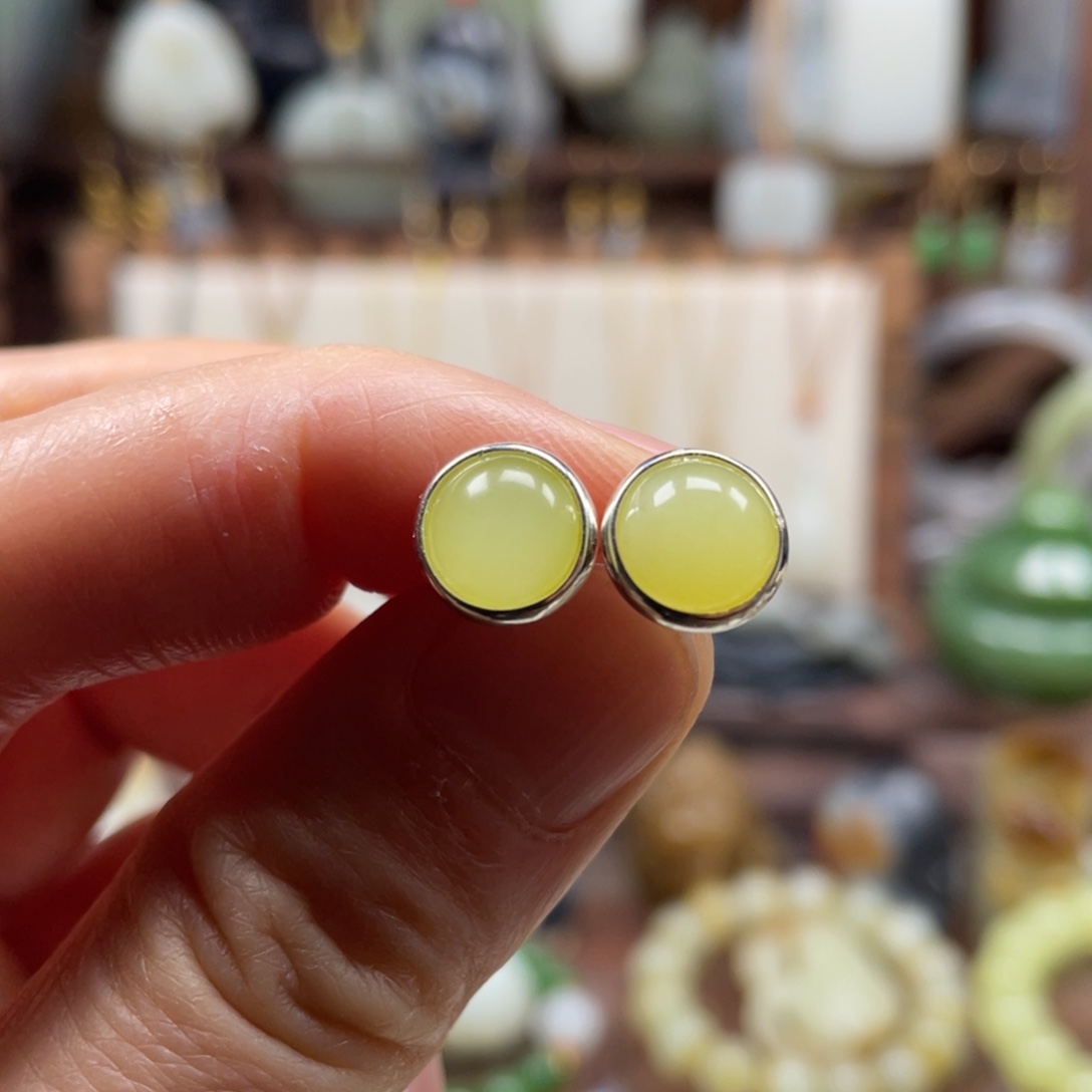 和田玉银S925镶嵌耳饰