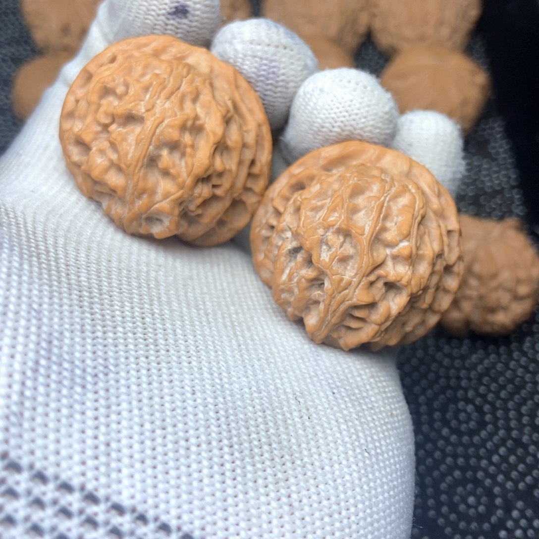 文玩核桃把件39尺苹果园