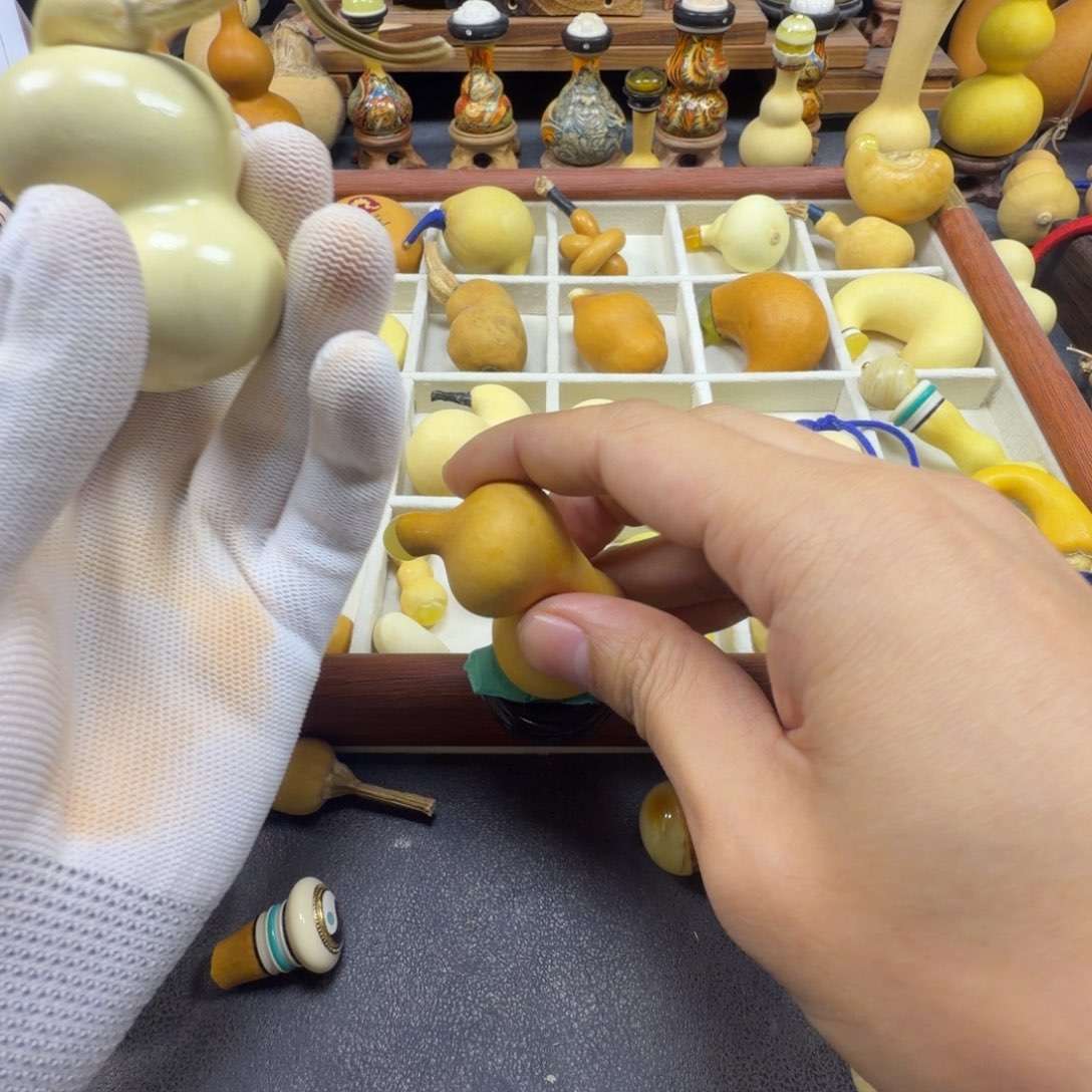 S***1有机玻璃葫芦摆件等多种