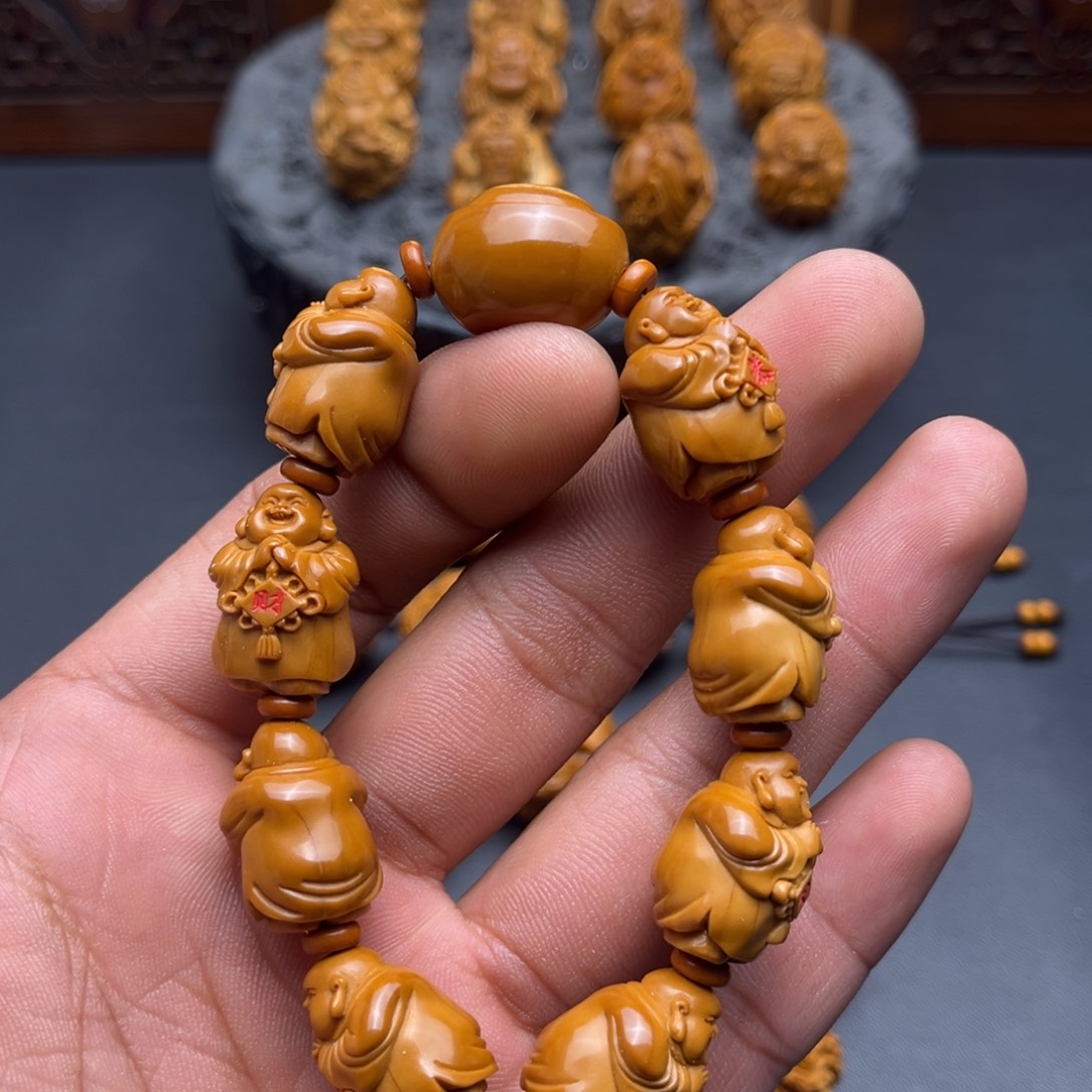 橄榄核手串恭喜发财