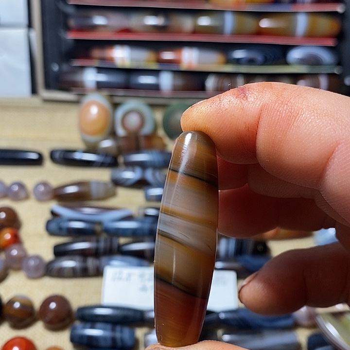 玛瑙/玉髓合金颈饰