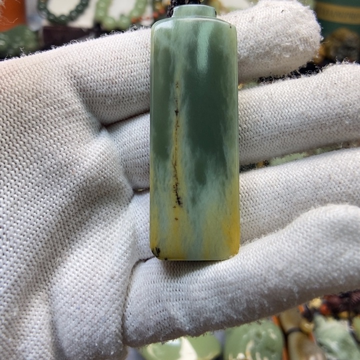 吊坠(赠链)未镶嵌岫岩河磨玉（透闪石质玉）清*