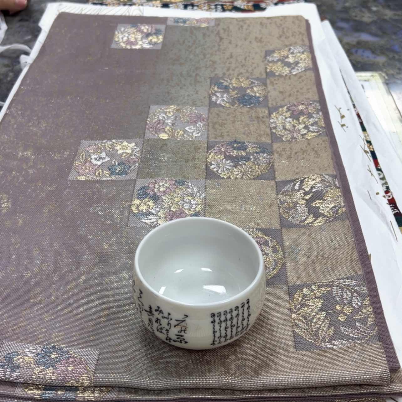 【闪购商品】皮**公陶瓷马克杯带盖勺