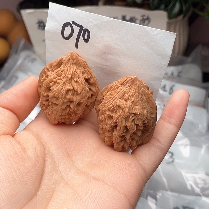 37尺寸白茬无修大沽石