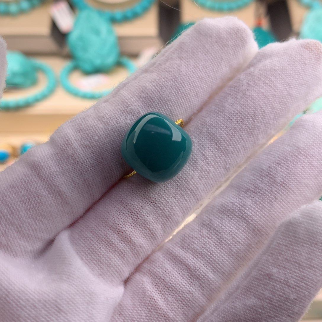 绿松石珠宝奇石未镶嵌14.1*13.1mm