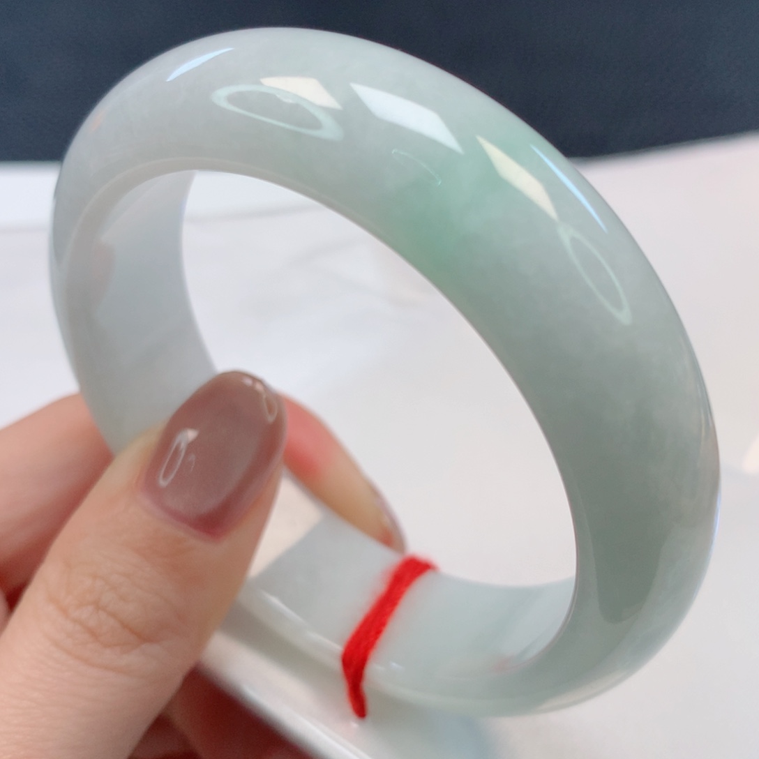 【闪购商品】翡翠手镯未镶嵌53+圈