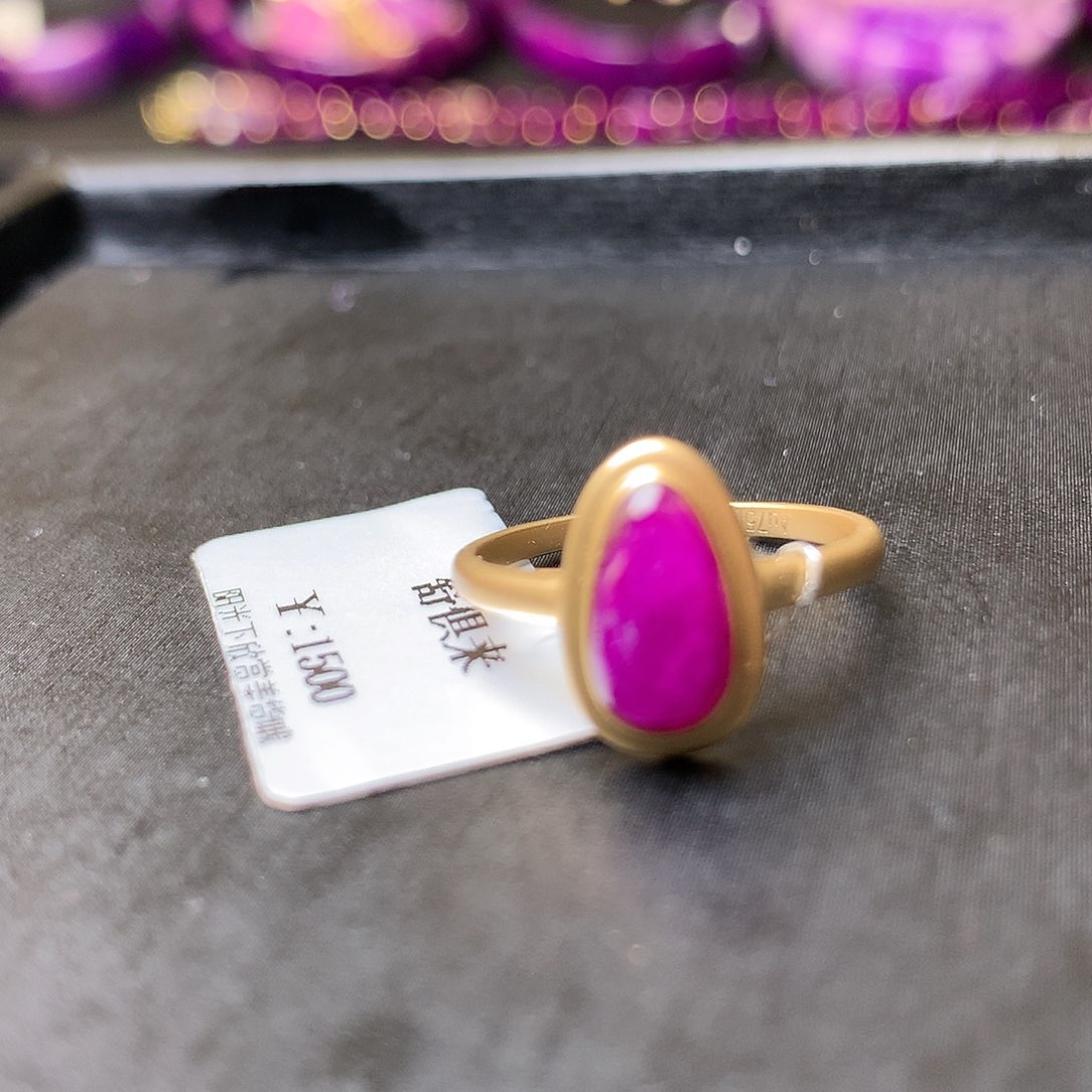 苏纪石（舒俱来）戒指18K金镶嵌