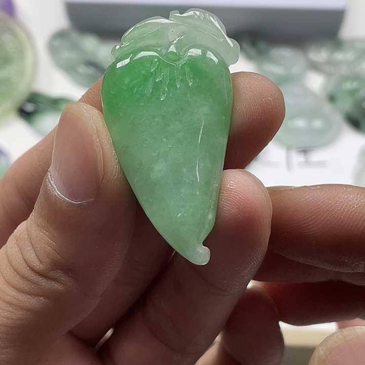 翡翠散珠拍单联系客服备注圈口6