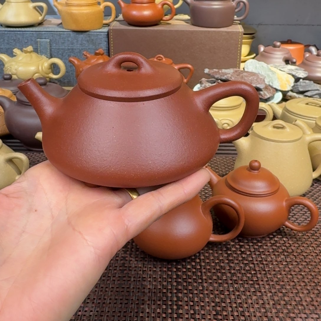 段泥茶壶降坡200毫升左右