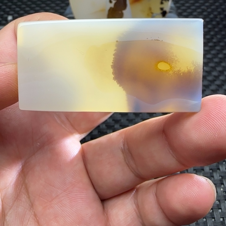 痞***玛瑙/玉髓未镶嵌颈饰