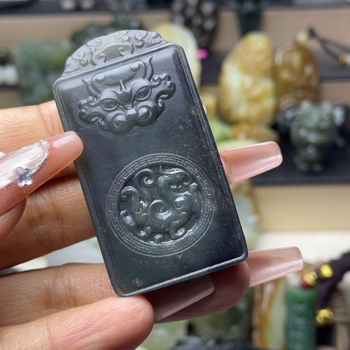 和田玉未镶嵌挂件