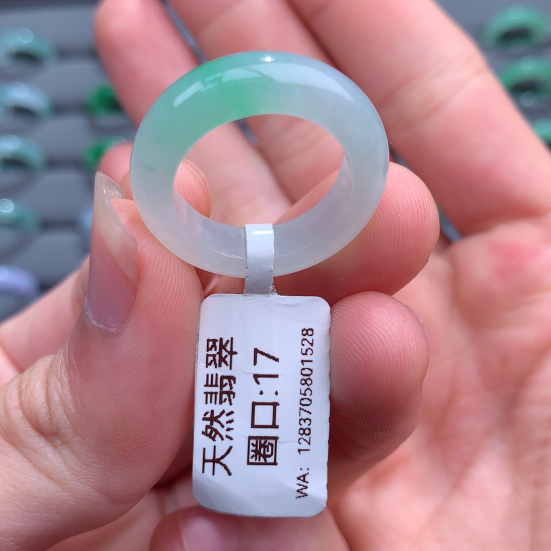 翡翠戒指未镶嵌天然