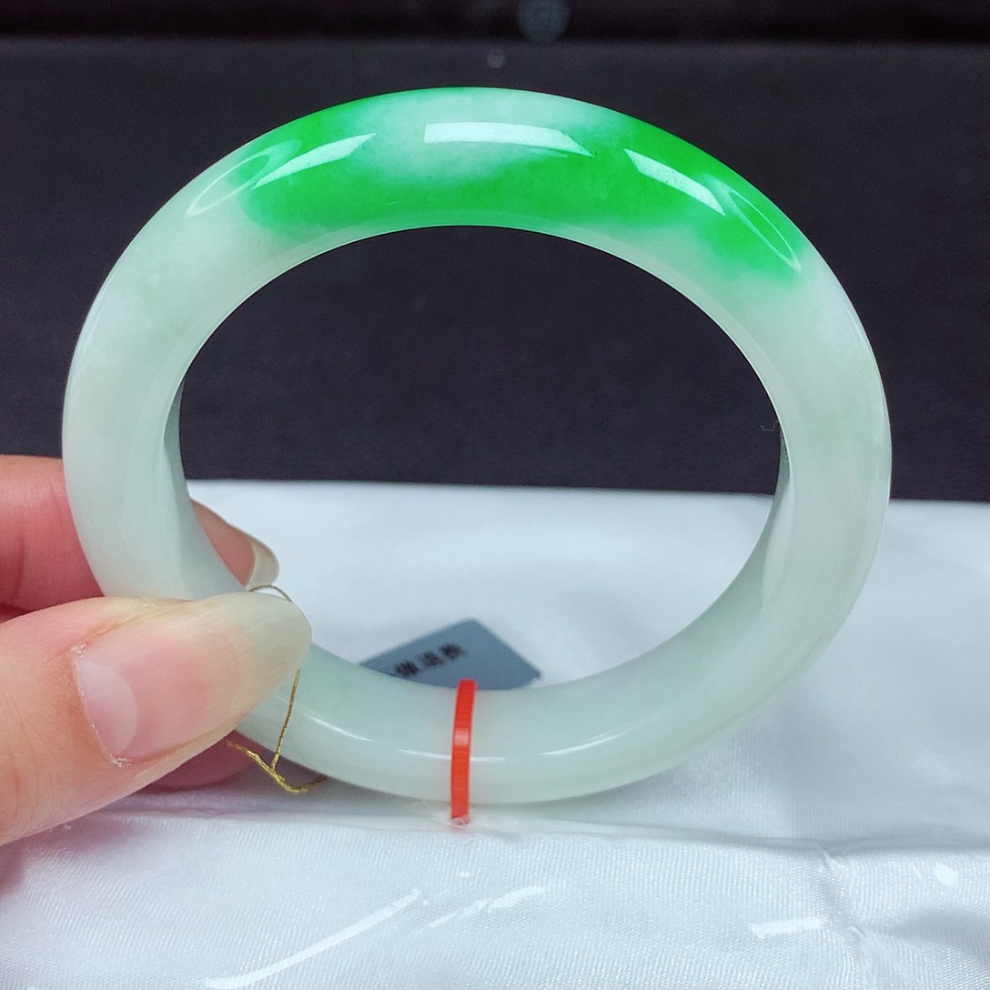 未镶嵌手镯翡翠56-57圈930-超好看！