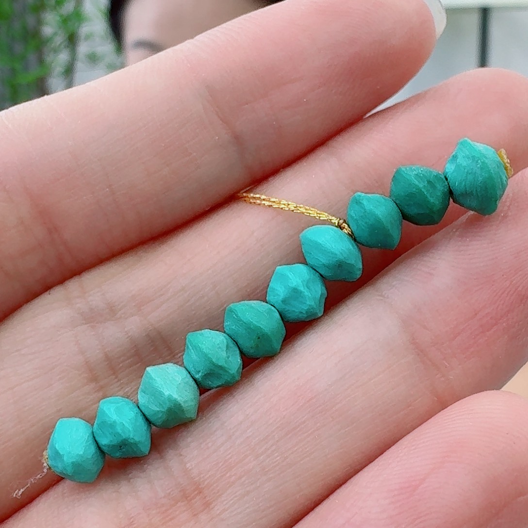 未镶嵌绿松石珠宝奇石