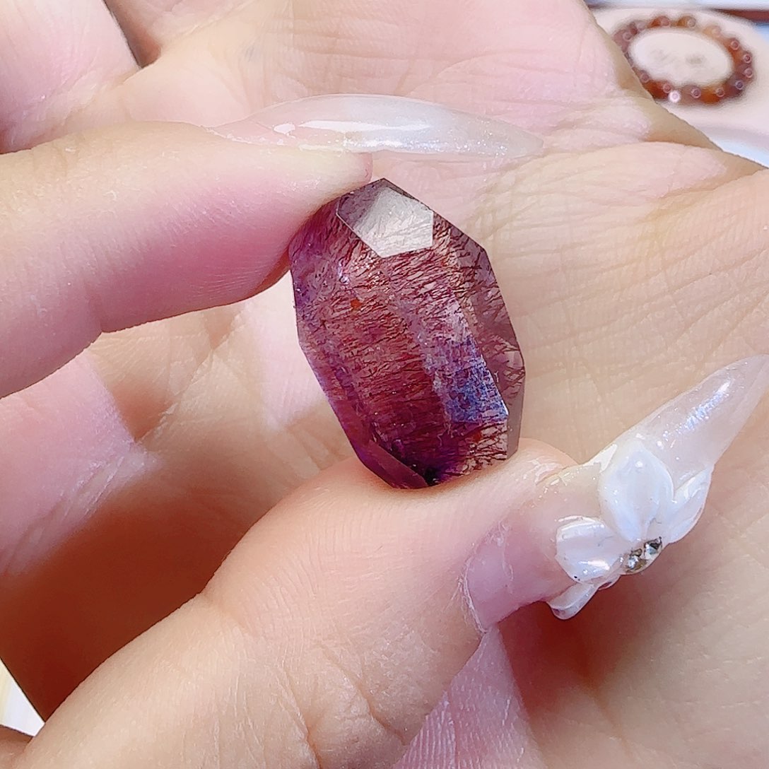 水晶手串未镶嵌铃****8红超七随形打孔不退换