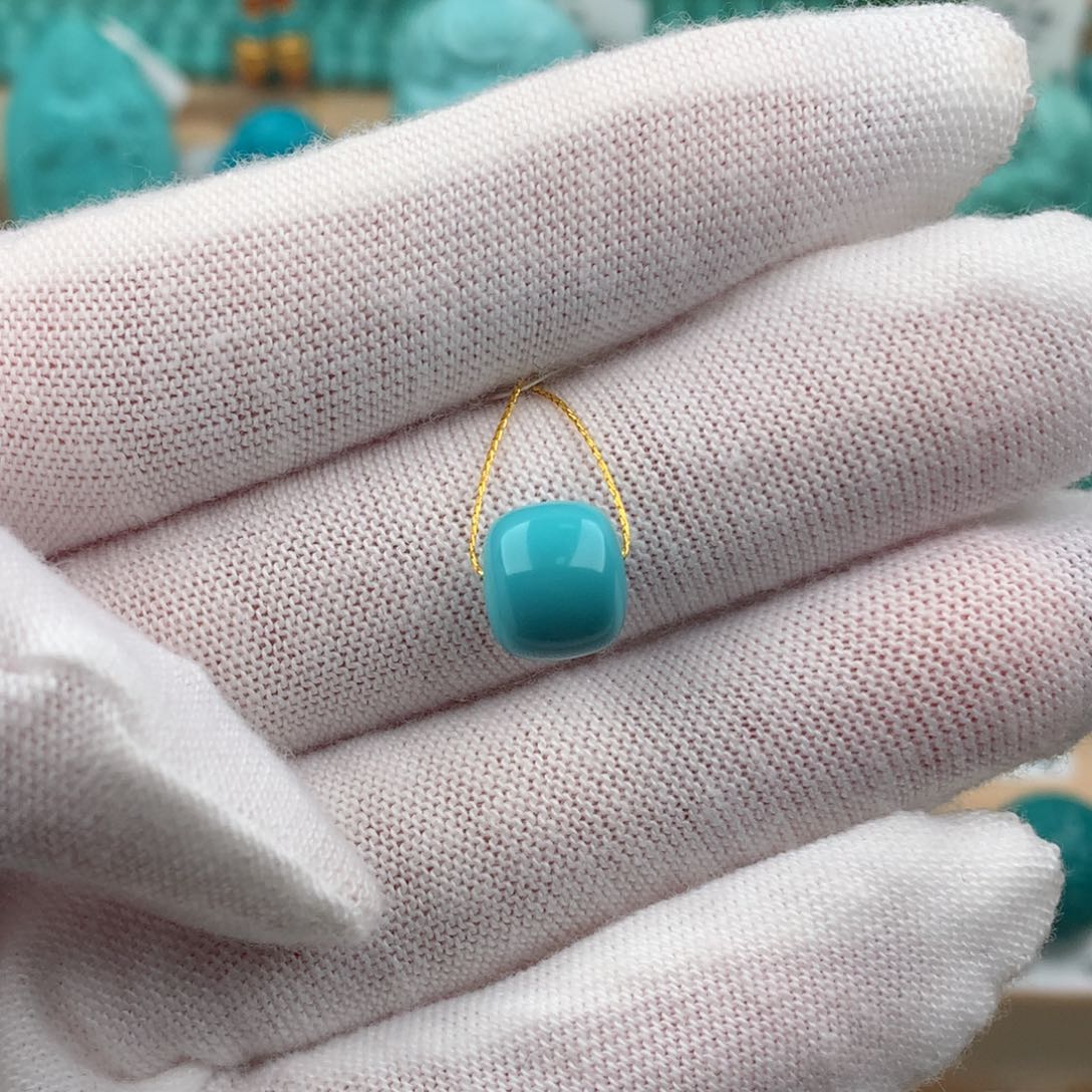 绿松石配饰未镶嵌8.8*8