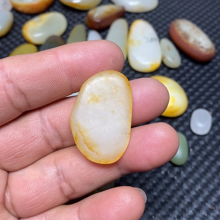 和田玉（白玉）珠宝奇石未镶嵌