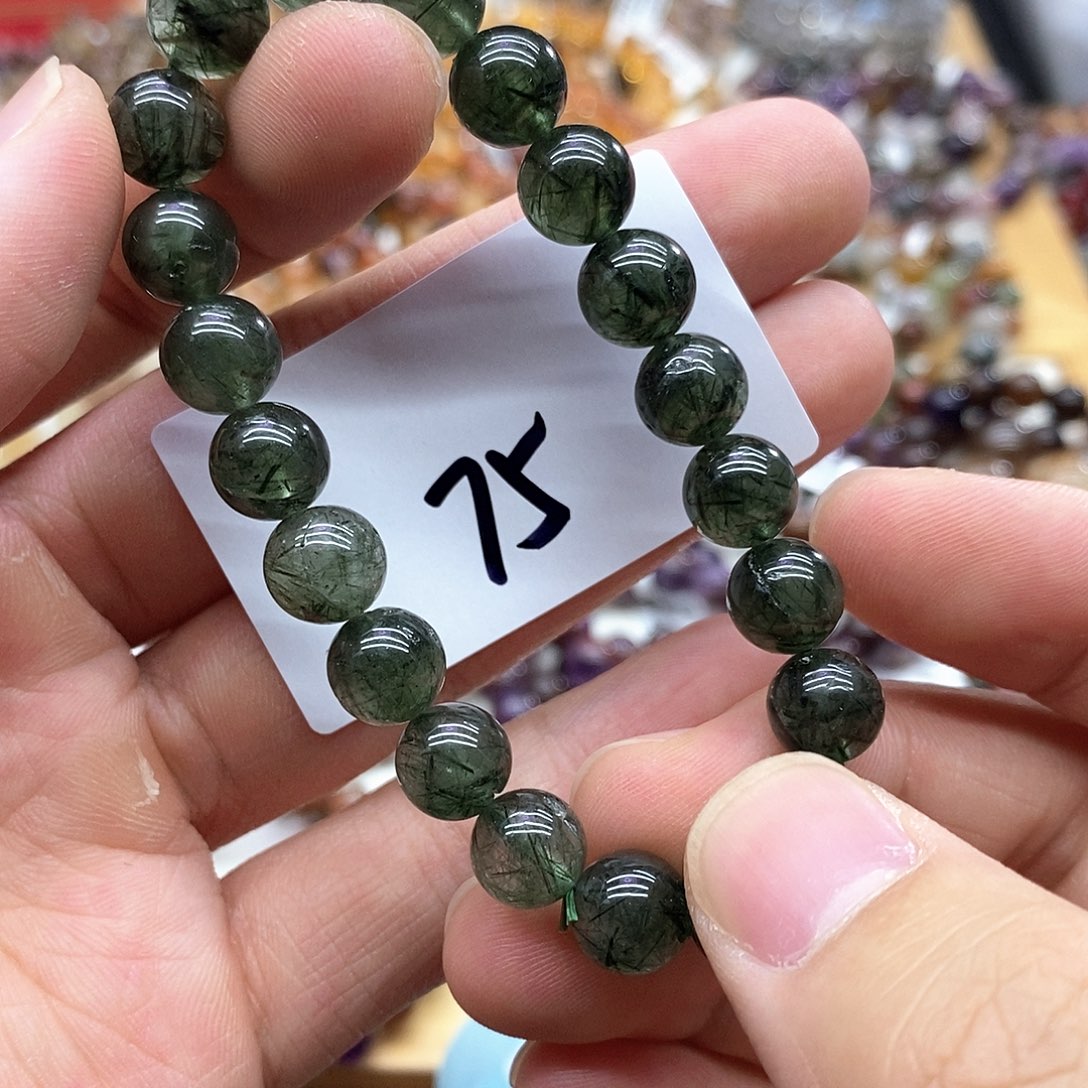 水晶手串未镶嵌天然