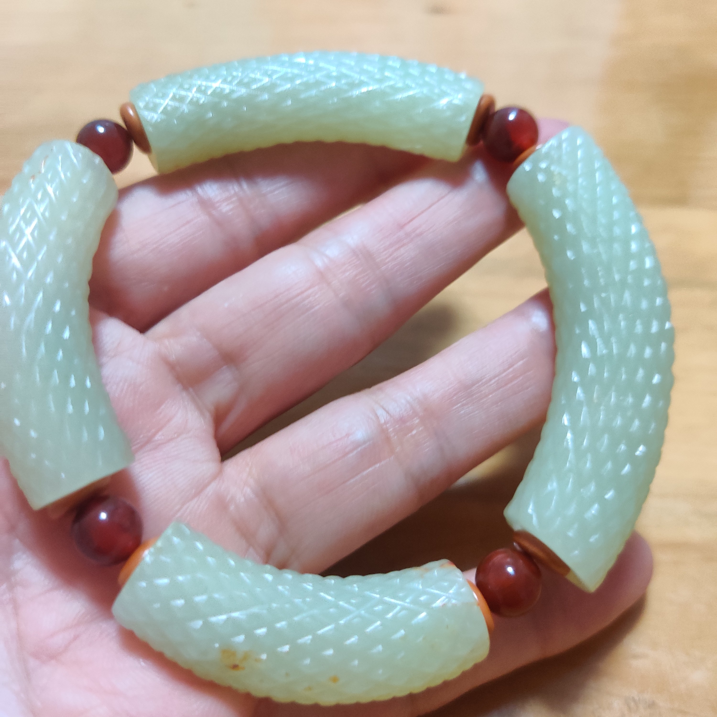 天然和田玉骨纹手链