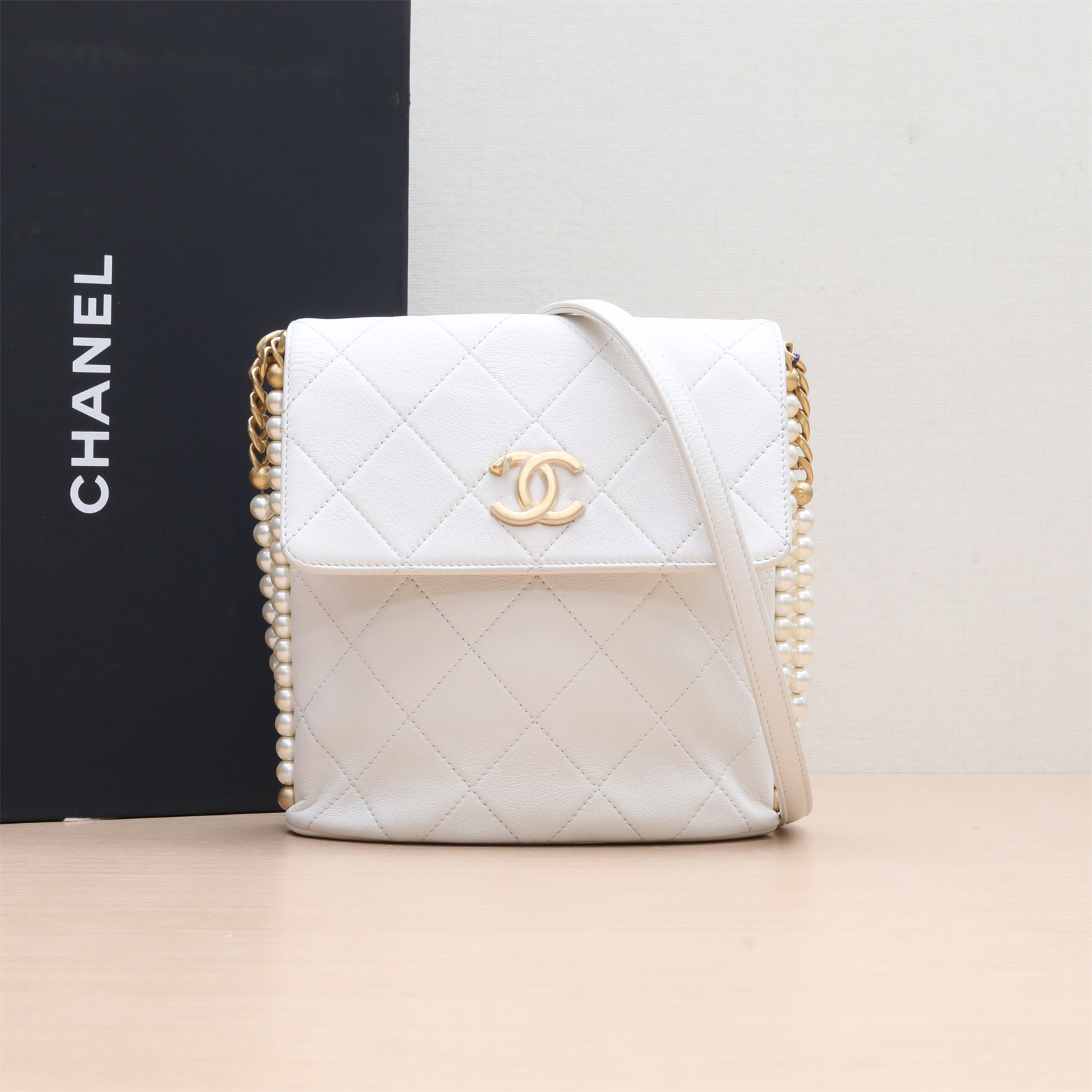 99新 Chanel/香奈儿 【小花念念】21C HOBO 小流浪 珍珠链条 31开包