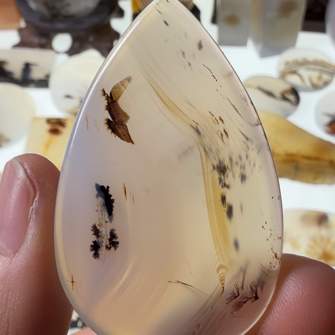 玛瑙/玉髓未镶嵌珠宝半成品