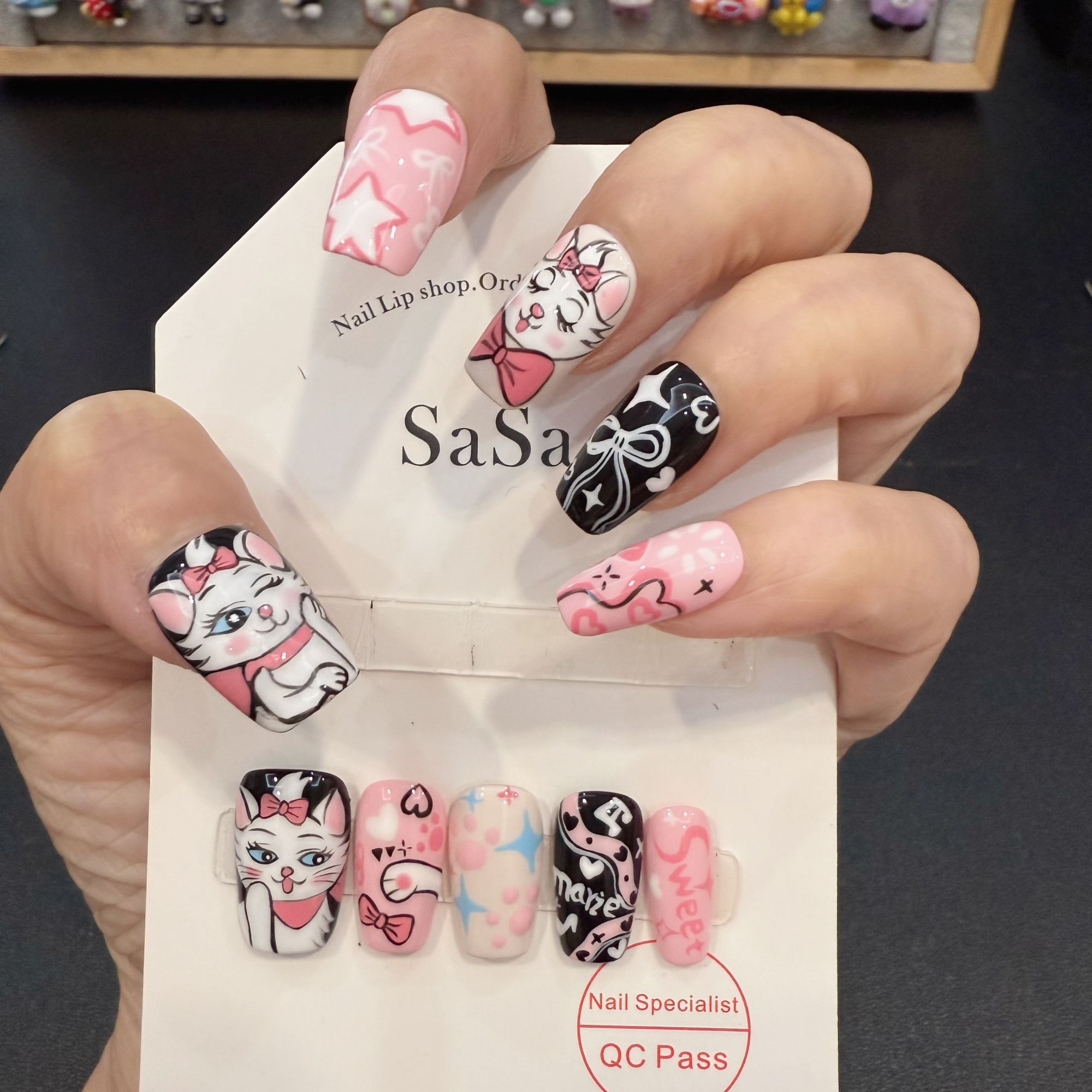 -玛丽喵-纯手工高端定制穿戴甲