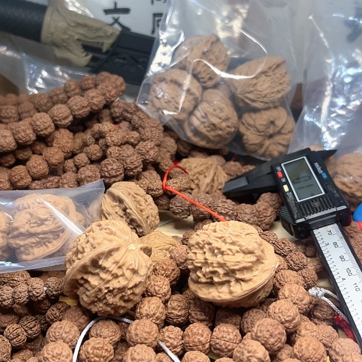 金刚菩提吊坠?*听麒麟