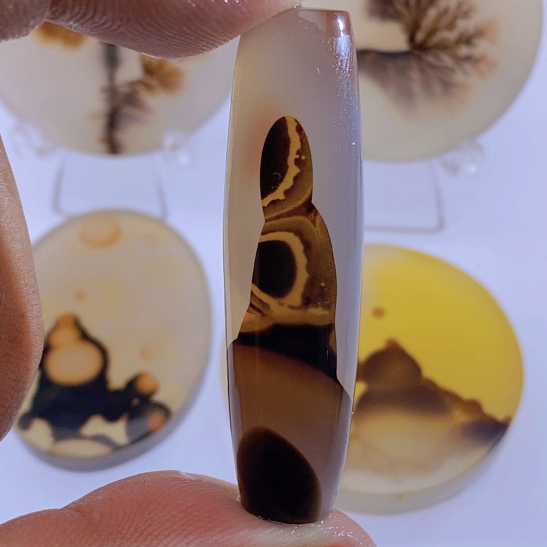 玛瑙/玉髓颈饰未镶嵌