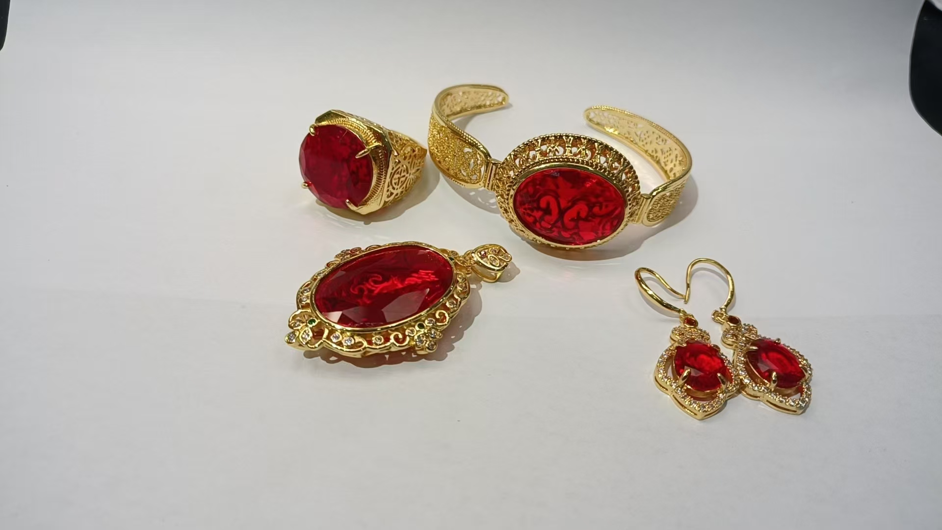 t7细节彰显出气质艺术品味让高贵与典雅美丽套装