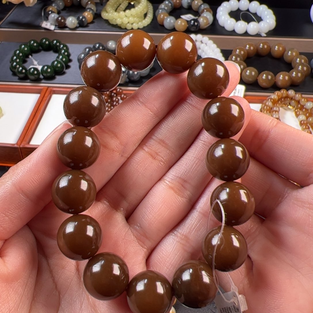 未镶嵌和田玉手链只**戏