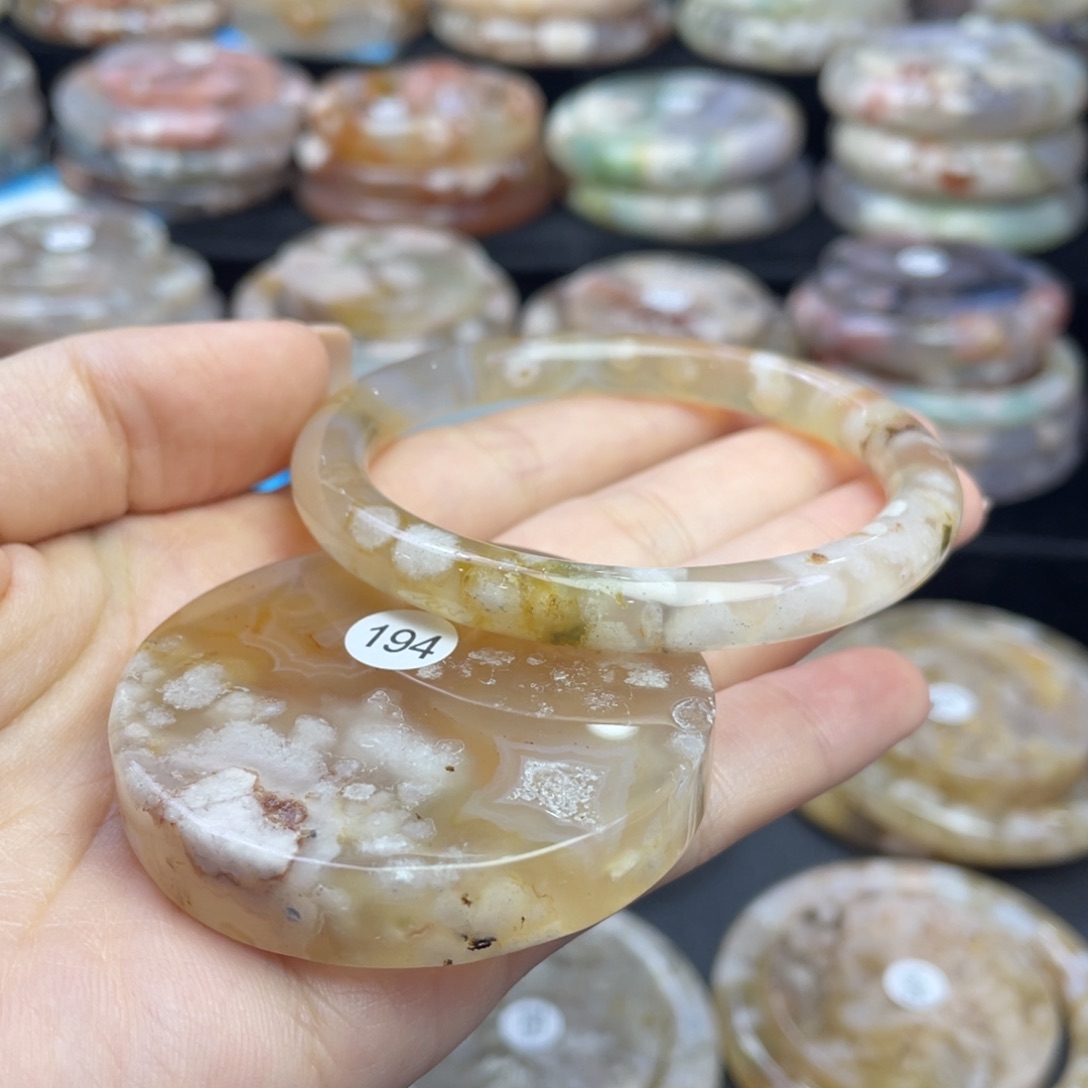 未镶嵌手镯石英质玉白*55/194