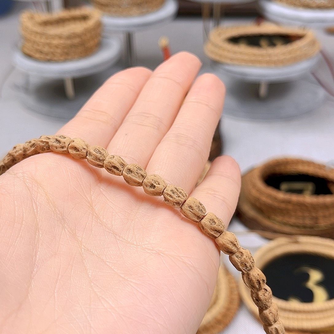 柏香籽/百香籽吊坠?***?