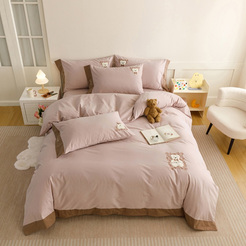 加厚磨毛纯色绣花全棉亲肤四件套被罩床单柔软保暖学生床上用品