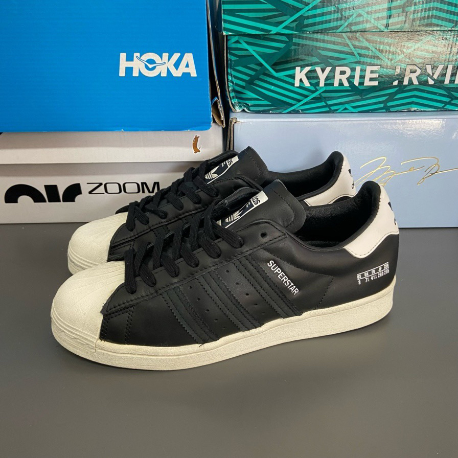 95新 adidas/阿迪达斯 41码 贝壳头 黑色 11596304 运动鞋