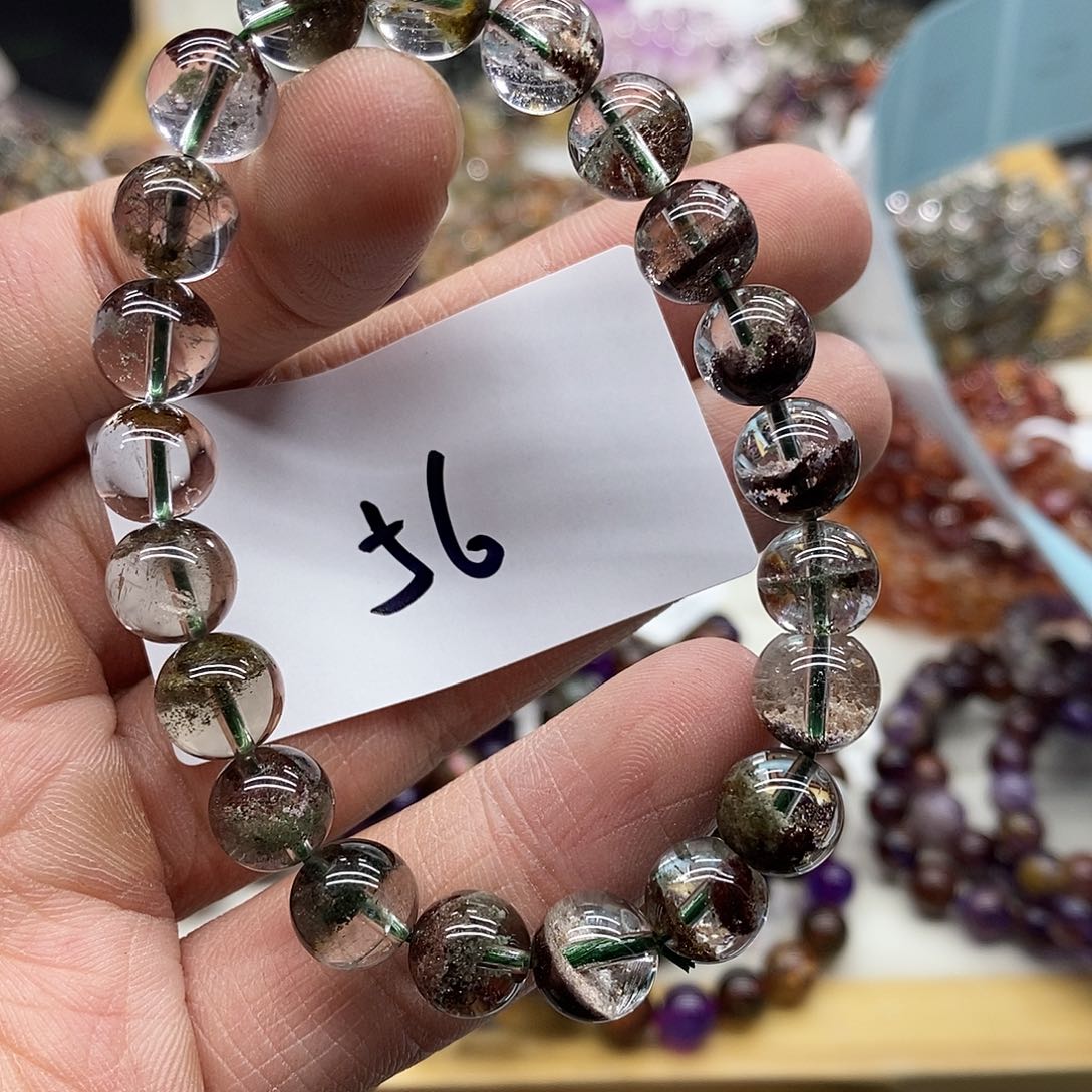 水晶手串未镶嵌天然