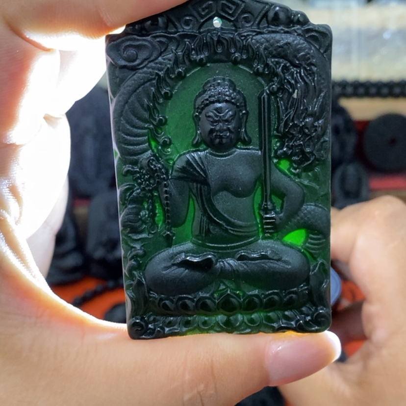 【闪购商品】未镶嵌蛇纹石玉颈饰