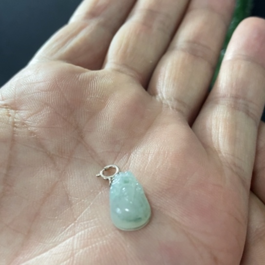 翡翠银S925镶嵌颈饰貔貅