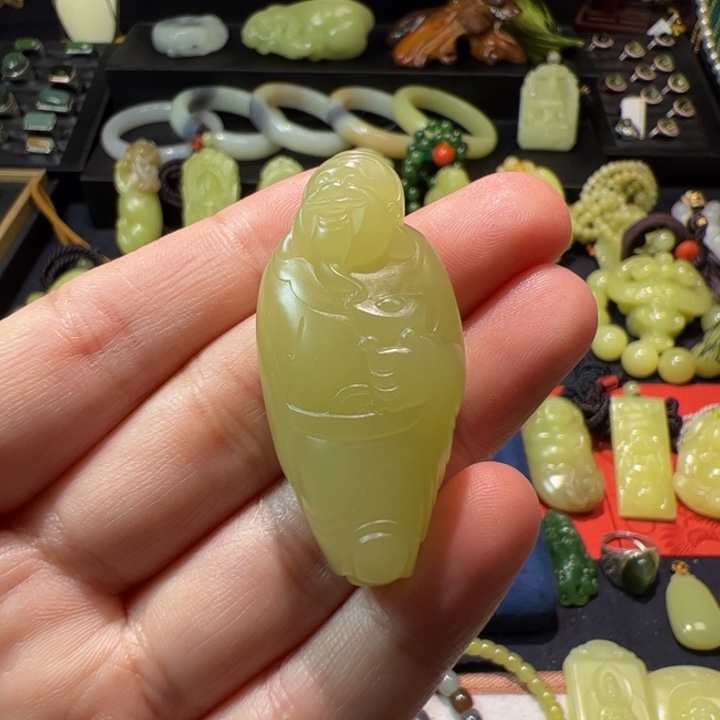 和田玉（黄玉）颈饰未镶嵌