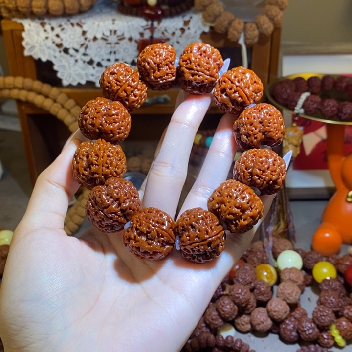 过***客金刚菩提手串255玉华满肉高货一物