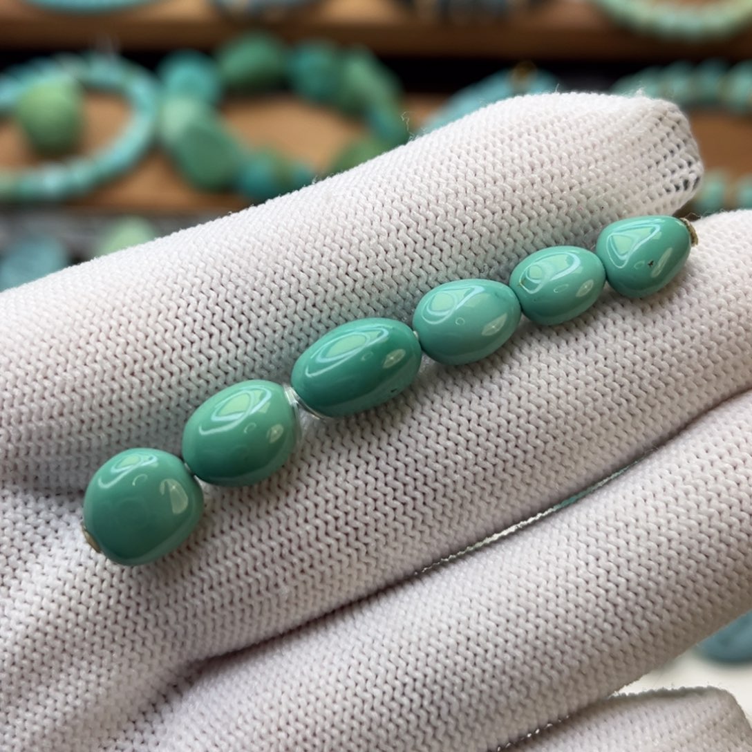 绿松石未镶嵌珠宝奇石随形糖豆